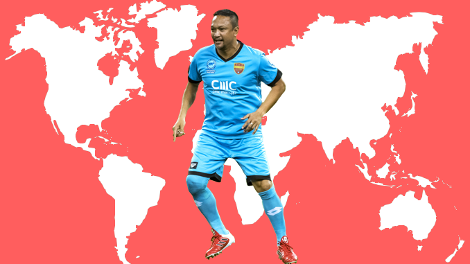 Fandi Ahmad, cette fois-ci avec un fond rouge