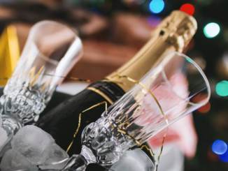 Une coupe de Champagne n'est pas offerte après la lecture de cet article