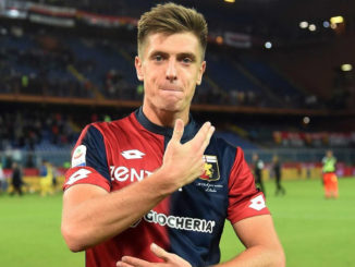Piatek fête un de ses 12 buts