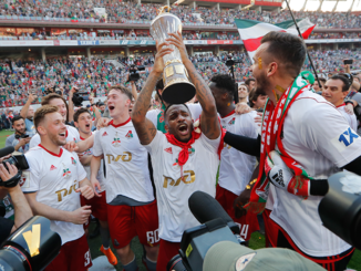 Le Lokomotiv Moscou soulève le titre de 2018 (Crédits : Site officiel du Lokomotiv Moscou)