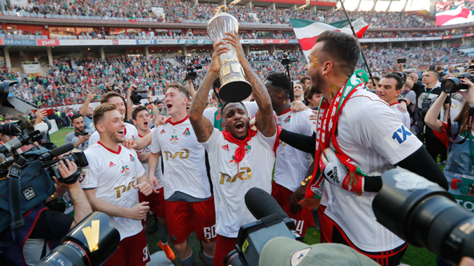 Lokomotiv Moscou Le Lokomotiv Moscou soulève le titre de 2018 (Crédits : Site officiel du Lokomotiv Moscou)