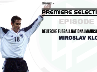 Klose qui fête son premier but avec l'Allemagne