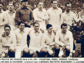 L'équipe de France avant son premier match de la Coupe du Monde 1930