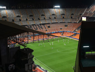 Le Mestalla de Valence, première cathédrale vidée de ses fidèles à cause du coronavirus pour un match de Ligue des Champions. (Crédits : Mostrar Legenda)