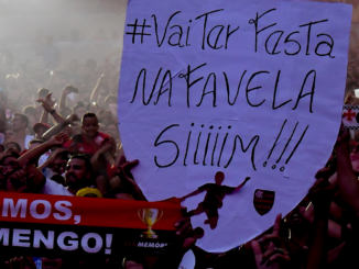 C'est la fête dans la favela, mangeons un bon repas